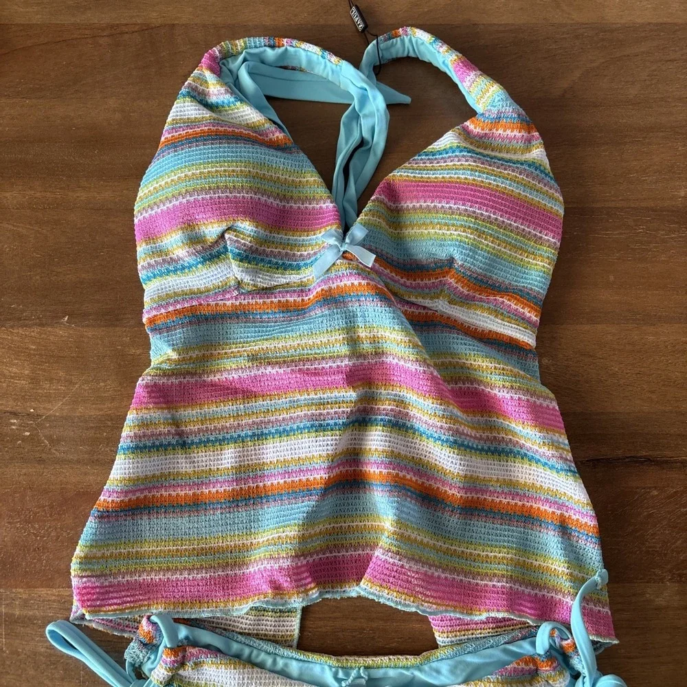 New ZAFUL Women's Small Tankini Set V Neck Tummy Control Tie Side and Back NWT